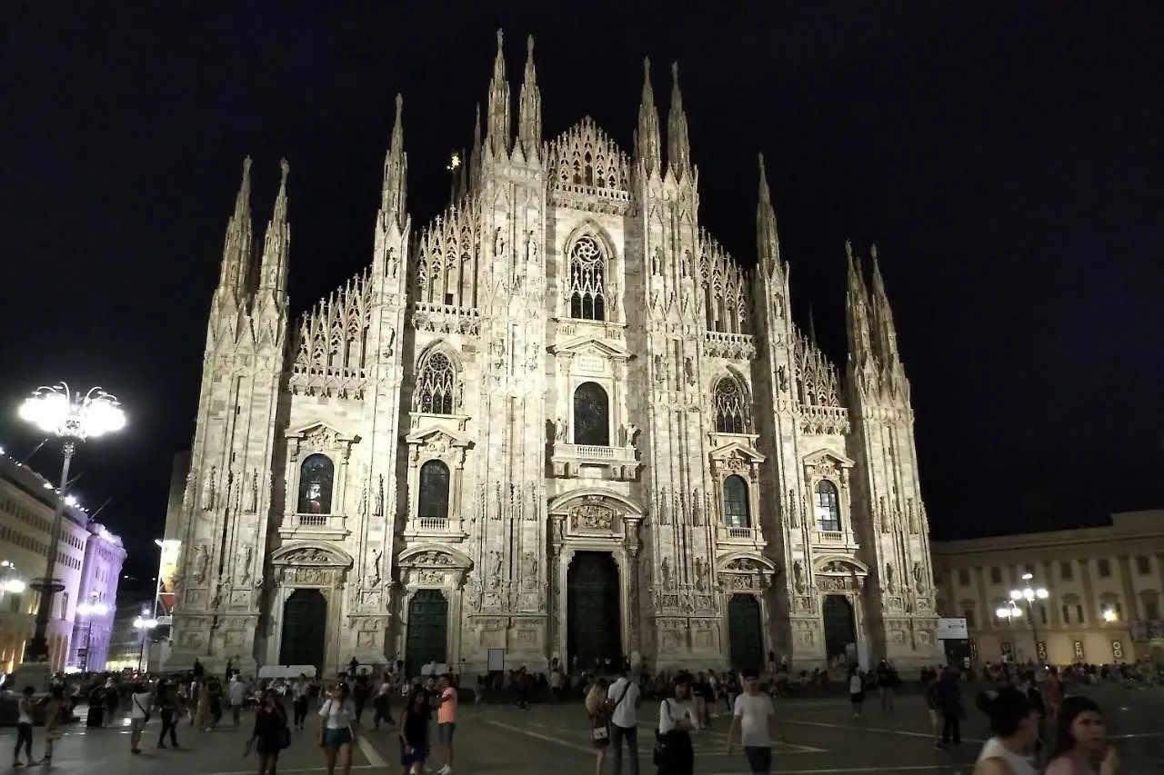 Konukevi Brain Rooms Milano Ca' Granda